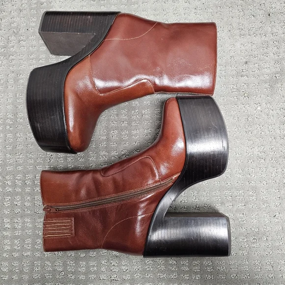 Jeffrey Campbell Platform Boots - Picture 8 of 9